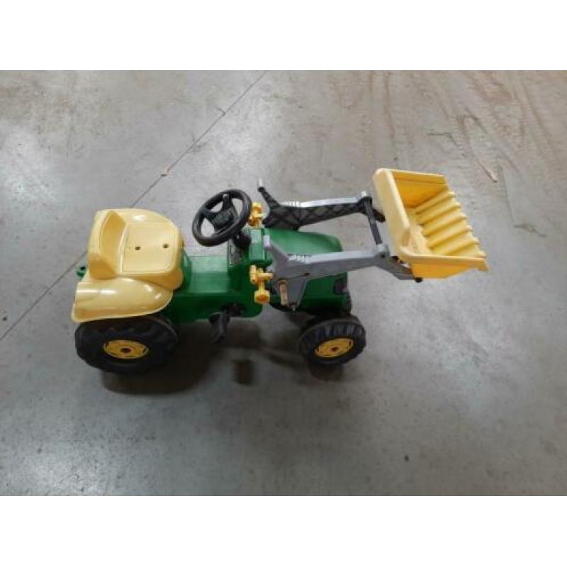 John deere trap tractor
