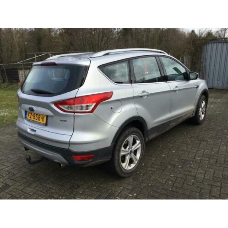 Ford Kuga 1.5 Ecoboost 88KW 2WD 2016 Grijs