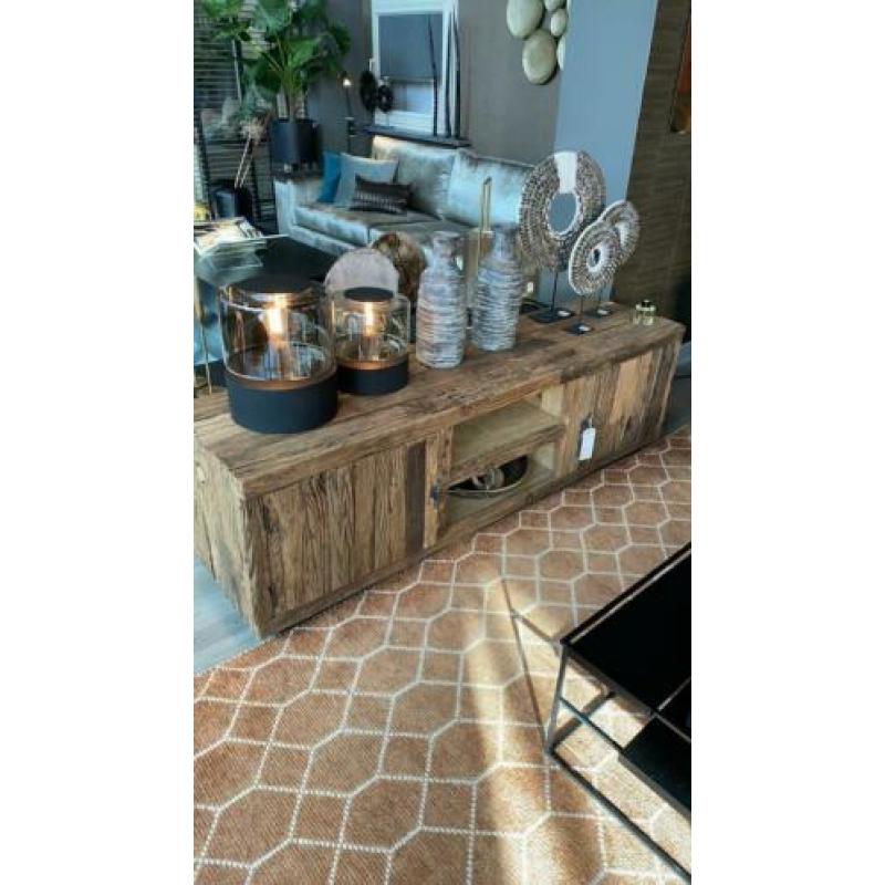 Prachtige stoere industriële set tafel tv kast salontafel
