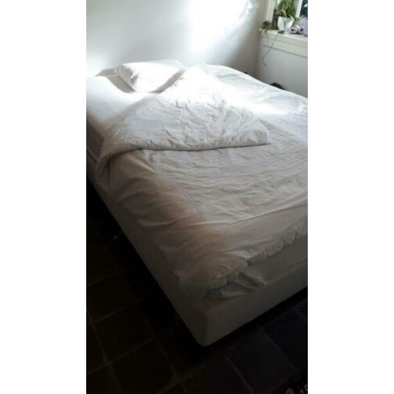 Ikea boxspring bed Sultan twijfelaar 140x200