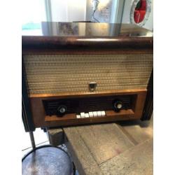 Oude radio (Philips)