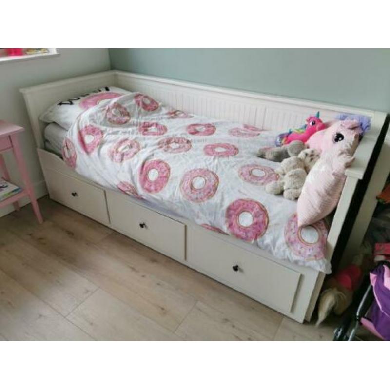 IKEA hemnes uitschuifbaar bed