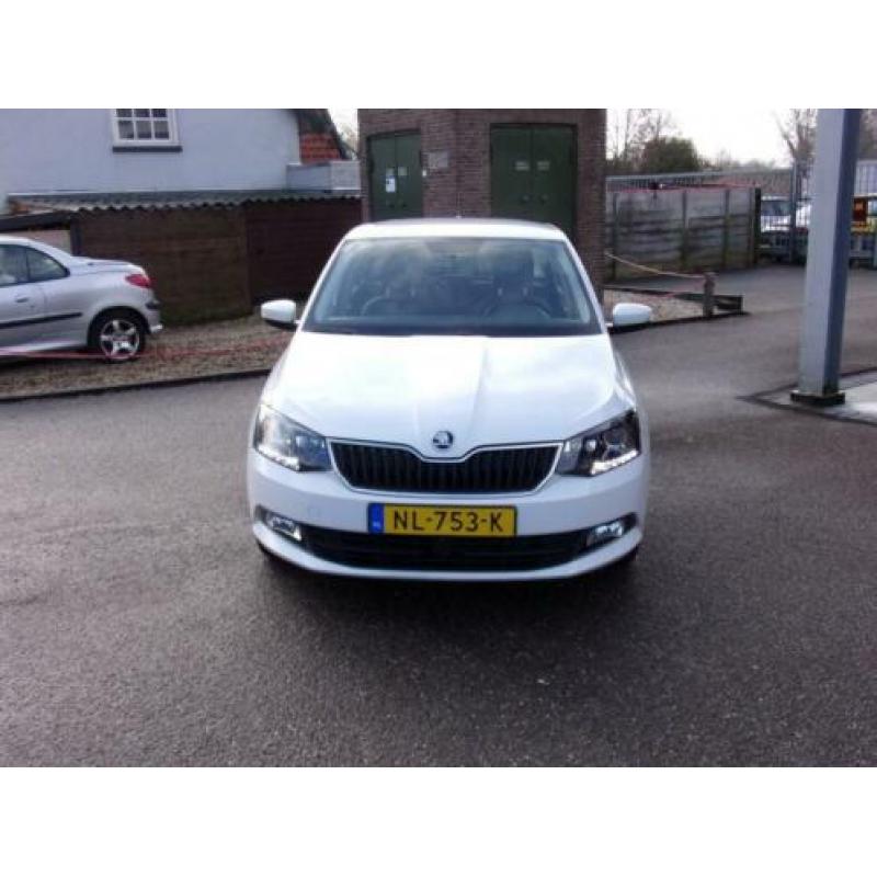 Skoda FABIA 1.0 55KW GREENTECH AMBITION INCL 6 MAANDEN GARA