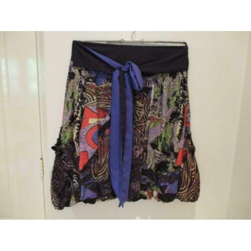 mj/ DESIGUAL rok/rokje/maat 44 valt als 40 leuk ballonmodel