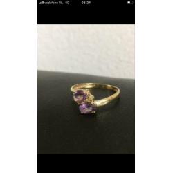 Mooie NIEUWE 9 krt gouden ring met 2 facet geslepen amethist