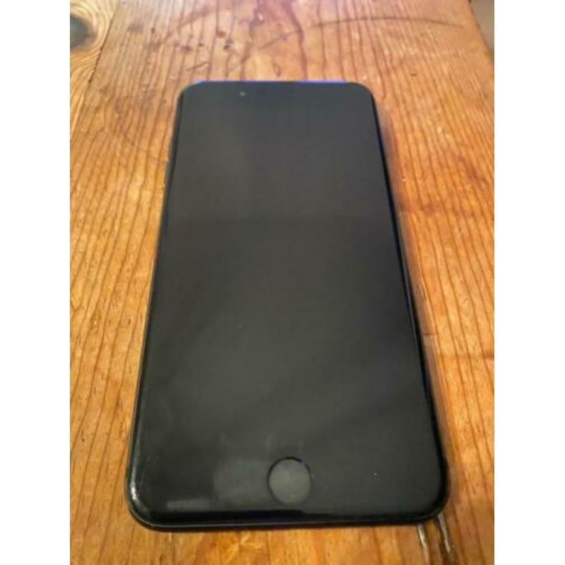IPHONE 8+ (Gebruikt)