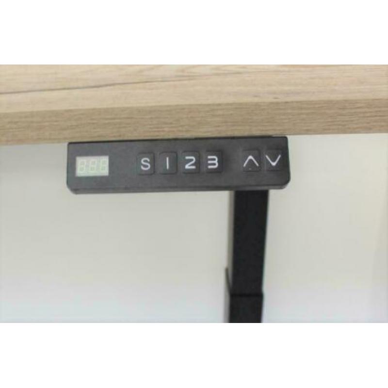 Elektrische zit/sta bureau's 140 x 80 cm RM Office NIEUW !