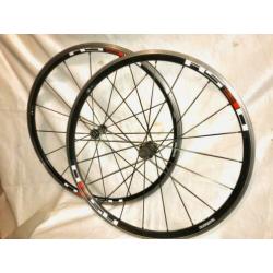 Shimano wielset wh-rs30 zwart