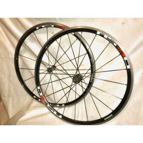 Shimano wielset wh-rs30 zwart