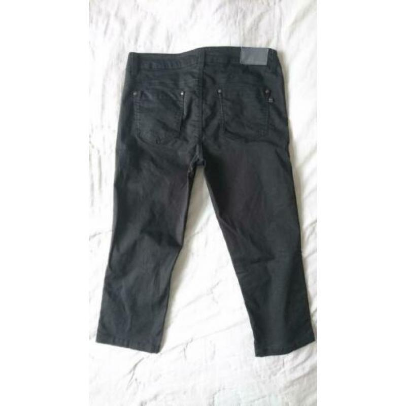 Zwarte 3/4 broek, Veromoda, maat 40