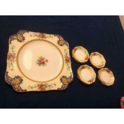 Crown Ducal Ware presenteerschaal en bonbonbordjes jaren 20