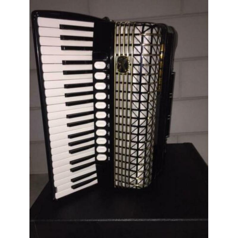 Hohner accordeon Atlantic IVN Musette