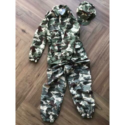 Leger pak 3x mt 140 1xmt 152 1x S 1x XXL NIEUW +vlag