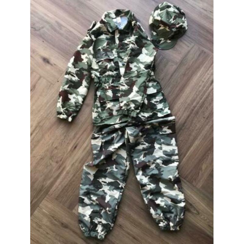 Leger pak 3x mt 140 1xmt 152 1x S 1x XXL NIEUW +vlag