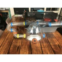 Hamster Kooi met uitbreiding tunnels
