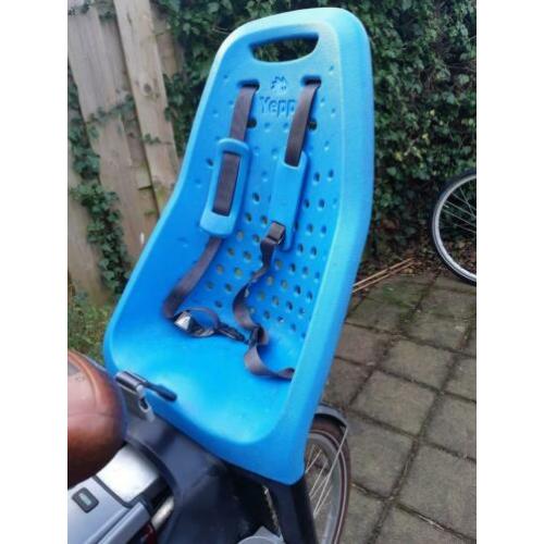 yepp kinderzitje achter