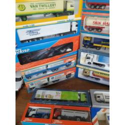 Veel Tekno en Lion Car vrachtauto's te koop. Per stuk. 1:50