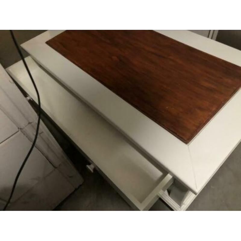 Salontafel wit, degelijk/stevig
