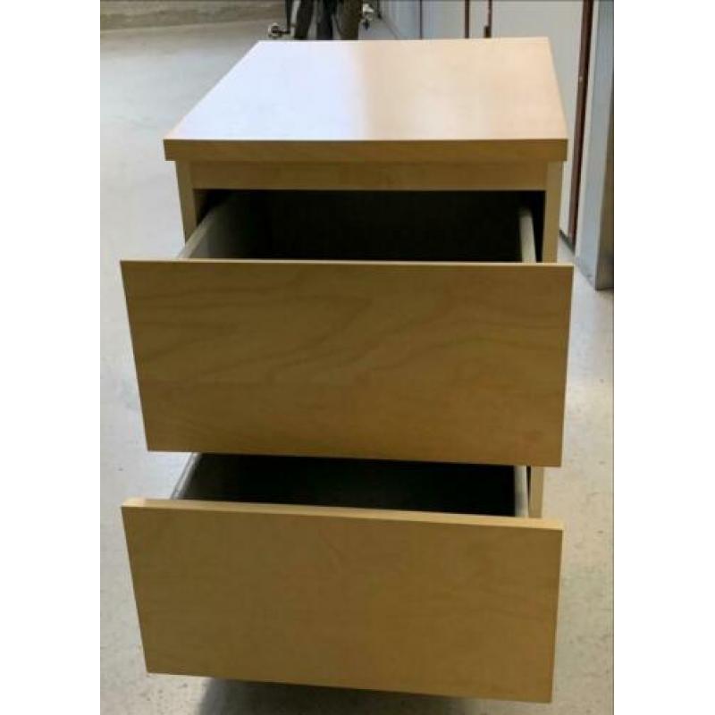 2 x Malm nachtkastje izgs
