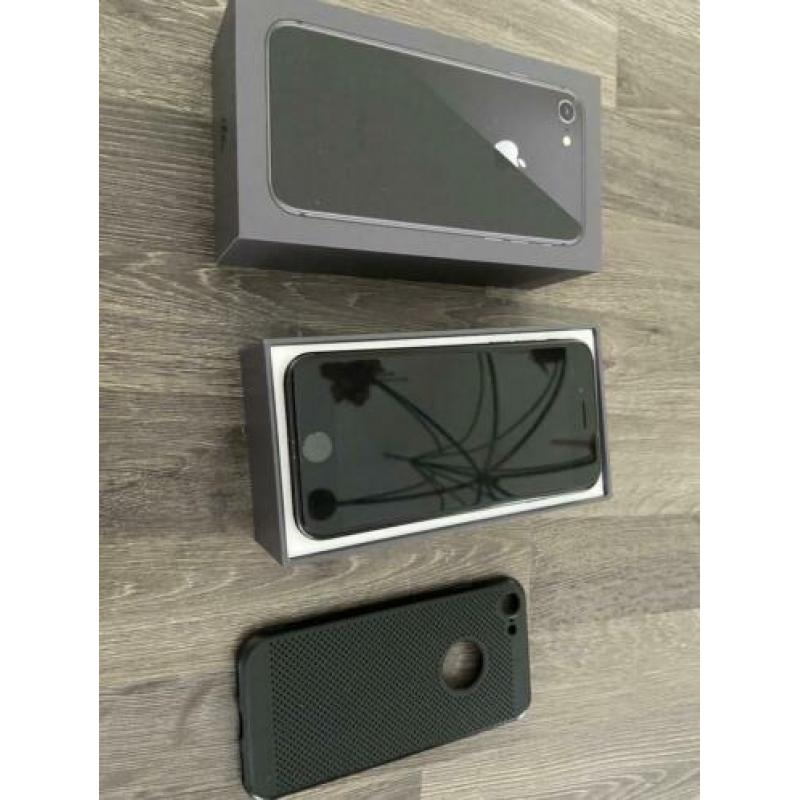 Te Koop zo goed als nieuw Apple Iphone 8 64 GB Space Grey