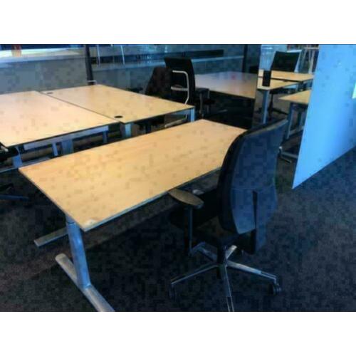Beta , burostoel , bureaustoelen , zwart/chroom