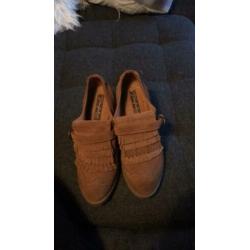 Zara Trafaluc loafers met hak, maat 38, suède mét franje ??