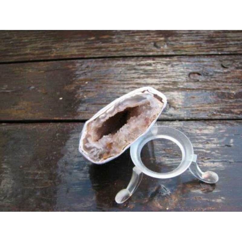 Diverse Mooie enkele Geode's uit Brazilië.€ 4 per stuk