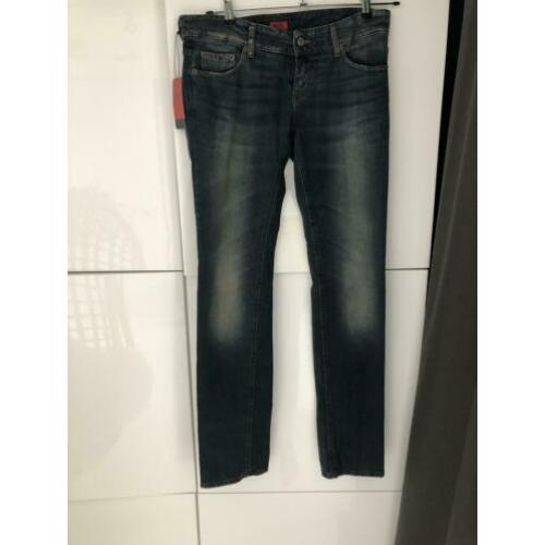 Hugo (Boss) broek maat 27 lengte 34. Blauw (+ prijskaartje)