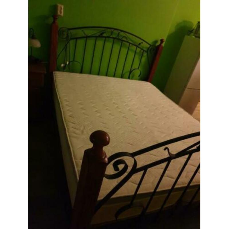 2 persoons bed