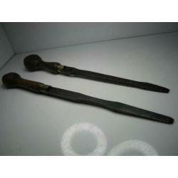 Lange Schroevendraaiers. 50cm en 60cm lang. Circa 1900-1920