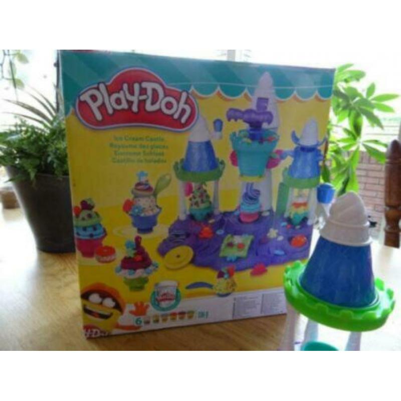 Play-Doh Ice Cream Castle