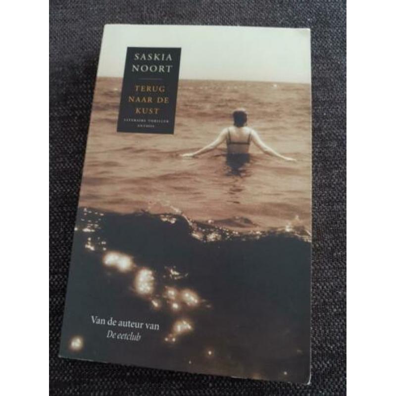 Boeken Esther verhoef, Heleen van rooyen, Saskia Noort, ji