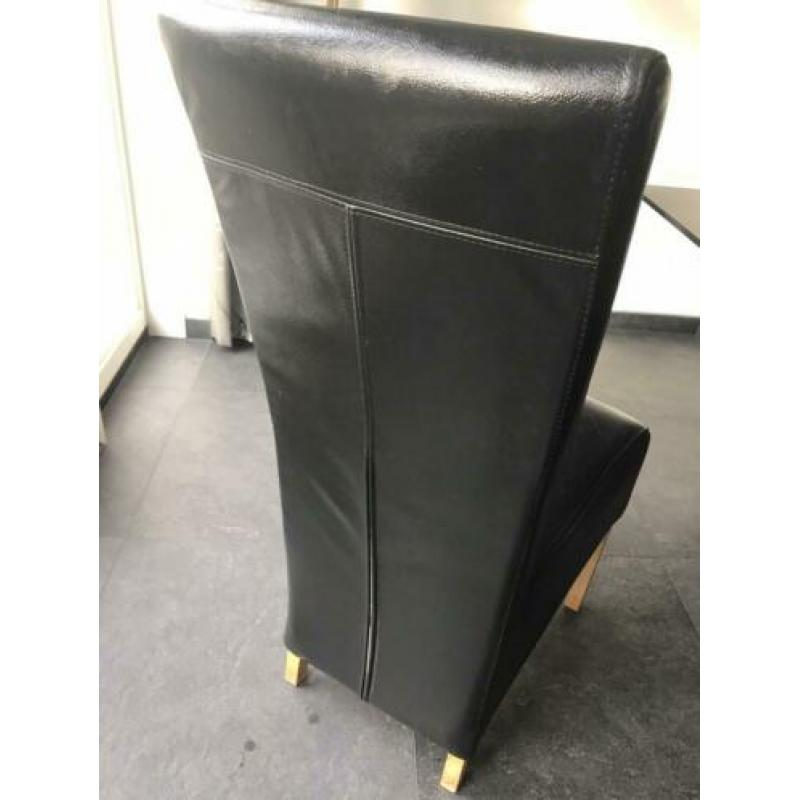 4x leren eetkamer stoelen 5,00 pst