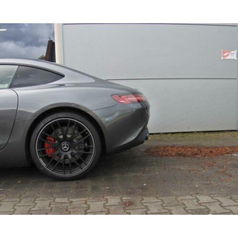 Mercedes-Benz AMG GT 4.0 S Facelift voor en achterkant