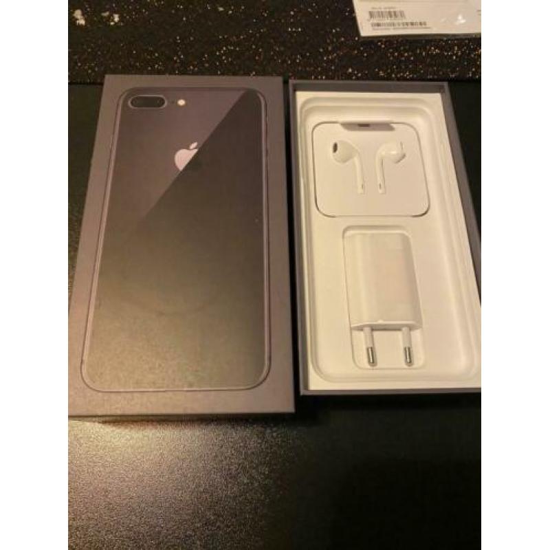 IPHONE 8+ (Gebruikt)