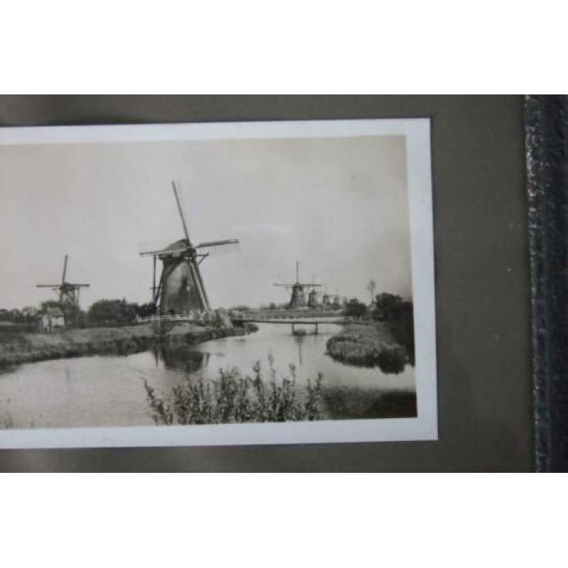 Oude zwart wit panorama foto Kinderdijk molens.