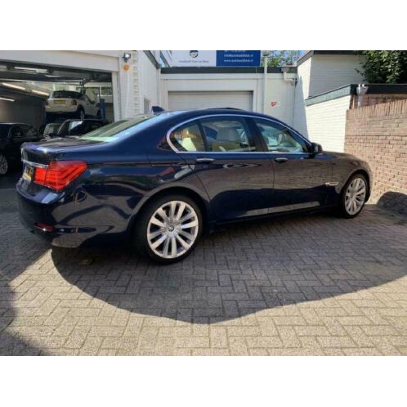 BMW 7-serie 730d High Executive