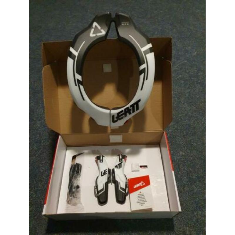 LEATT 3.5 Nekbrace (nieuw)