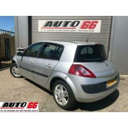Renault Mégane - 1.6-16V Expression Luxe Airco 5 Deurs