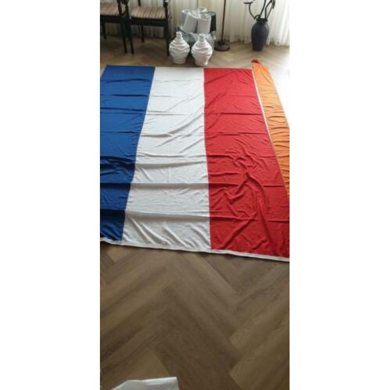 Originele grote nationale vlag met wimpel 3.00 m x 2.00 m.