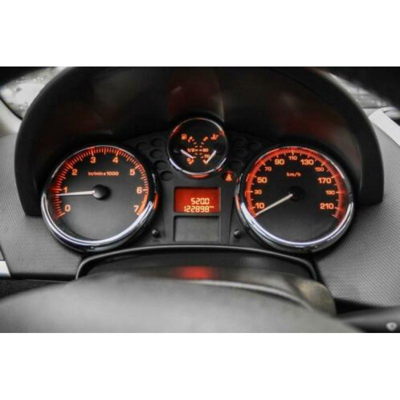 Peugeot 207 CC 1.6 VTi LEER, AIRCO (bj 2009)