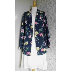 Nieuwe zomerblazer maat M
