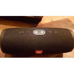 Gloednieuwe JBL Charge 4 ruilen tegen Extreme 2