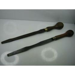 Lange Schroevendraaiers. 50cm en 60cm lang. Circa 1900-1920