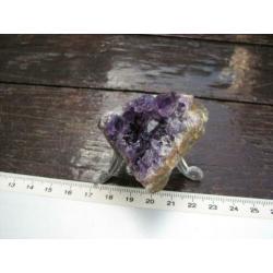 Diverse Mooie stukjes Amethyst uit Brazilië.€ 5,00 per stuk