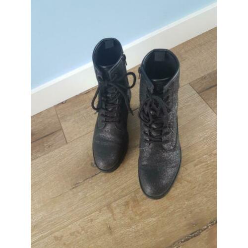 Zwarte bikerboots met glitter
