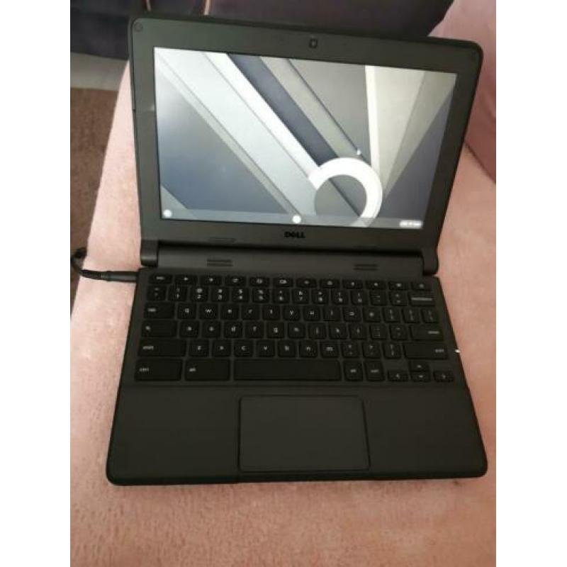 Mooie Dell Chromebook 11 laptop met hardcover
