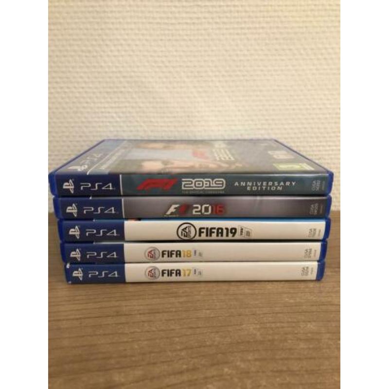 PlayStation 4 met 1 TB