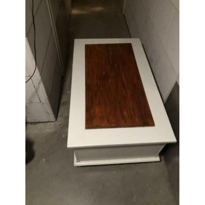 Salontafel wit, degelijk/stevig