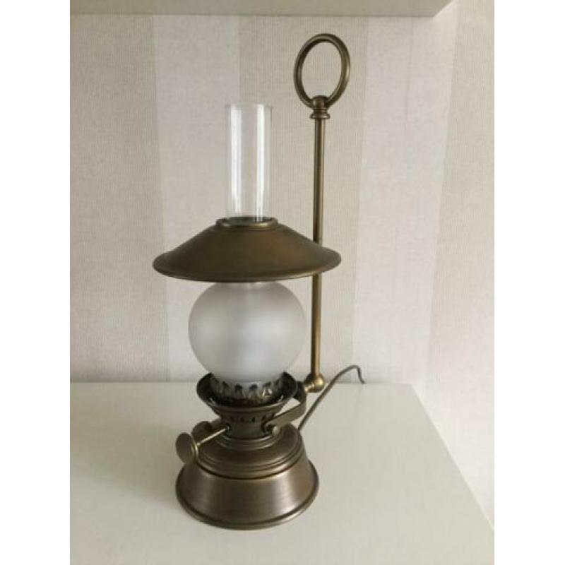 Lampje ( z.g.n Bureau lampje)